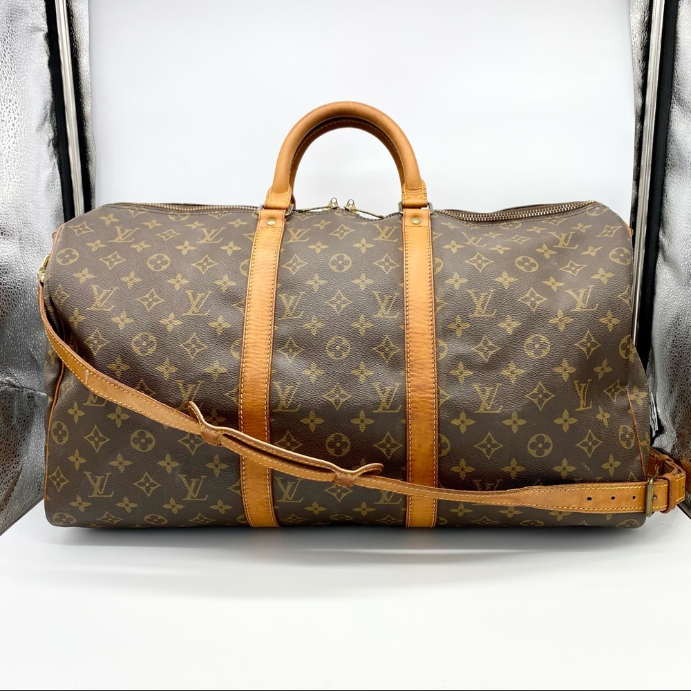 48 HOUR FLASH SALE!! - LOUIS VUITTON Keepall 50 Monogram Canvas Shoulder Bag